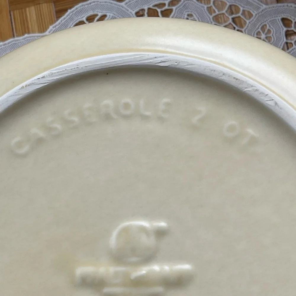 Pfaltzgraff casserole 2 quart #315 vintage